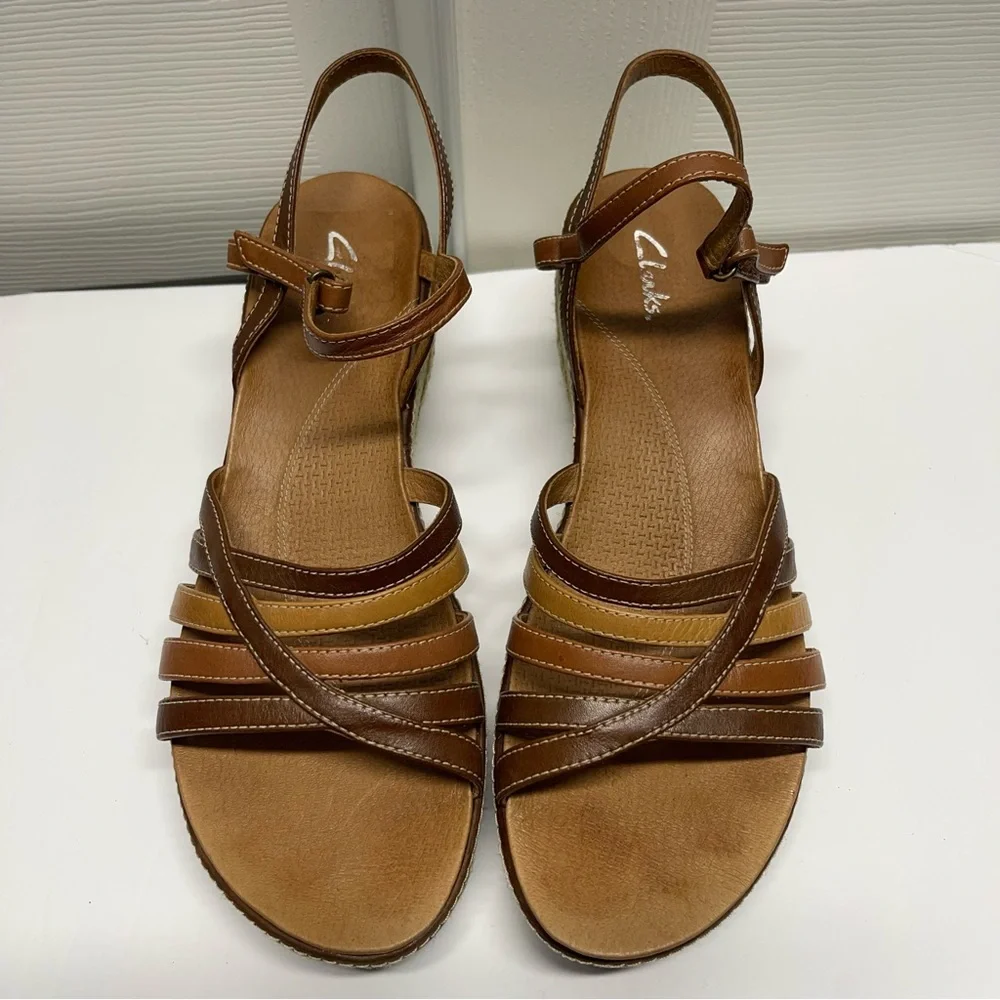 Clark’s Artisan Brown & Tan Strappy Espadrille Wedge Sandal  Size 10M